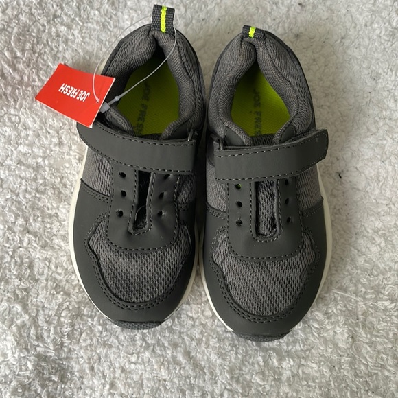 Boys sneakers - Picture 1 of 6